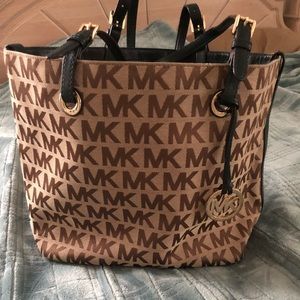 Michael Kors tote